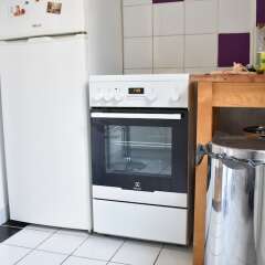 Апартаменты Spacious 1 Bedroom Apartment in 10th Arrondissement в номере