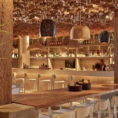 Отель Anemos Beach Lounge Hotel Греция, Остров Санторини - отзывы, цены и фото номеров - забронировать отель Anemos Beach Lounge Hotel онлайн гостиничный бар