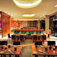 Отель The Senses Resort & Pool Villas, Phuket гостиничный бар