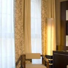 Отель Barcelona Colonial Испания, Барселона - 11 отзывов об отеле, цены и фото номеров - забронировать отель Barcelona Colonial онлайн удобства в номере фото 2