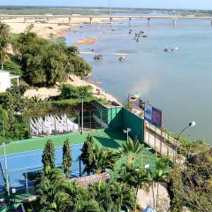 My Tra Riverside Hotel спортивное сооружение