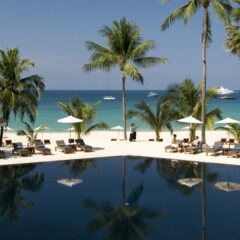 Отель The Surin Phuket с домашними животными