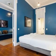 Апартаменты Baixa Vintage Three-Bedroom Apartment - by LU Holidays Лиссабон комната для гостей фото 4