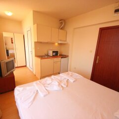 Апартаменты Sandapart Rainbow 2 Apartments Солнечный берег в номере