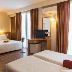 Golden City Hotel комната для гостей