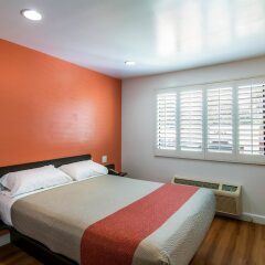 Отель Floral Inn Монтерей-Парк фото 13