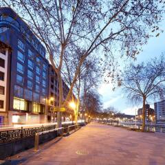 Отель Barceló Bilbao Nervión вид на фасад