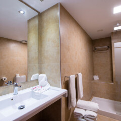 Отель Helios Mallorca Hotel & Apartments Испания, Кан Пастилья - отзывы, цены и фото номеров - забронировать отель Helios Mallorca Hotel & Apartments онлайн ванная