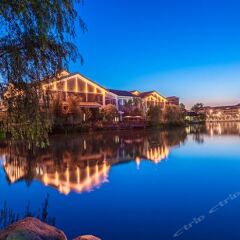 Sunshine Peninsula Jinsha Hotel
