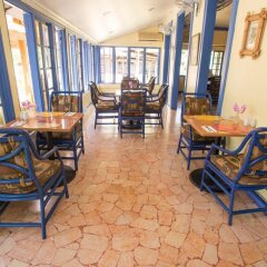 Отель Tobys Resort Ямайка, Монтего-Бей - отзывы, цены и фото номеров - забронировать отель Tobys Resort онлайн интерьер отеля фото 2