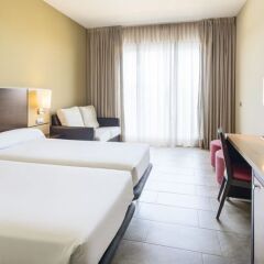 Hotel Ilunion Calas De Conil комната для гостей фото 2