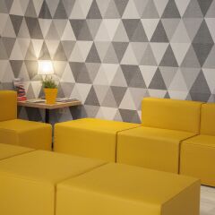 Отель Flats Friends Soho Suites развлечения