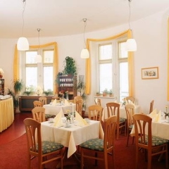 Hotel Pension Delta питание