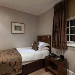 54 Queens Gate Hotel детские мероприятия фото 2