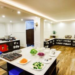 Ngoc Lan Halong Hotel питание