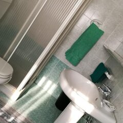 Отель Ristorante Albergo Roma Леньяно бассейн