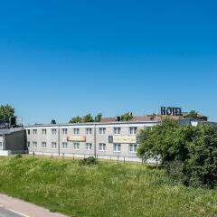 Отель Hotell Nova Швеция, Карлстад - отзывы, цены и фото номеров - забронировать отель Hotell Nova онлайн