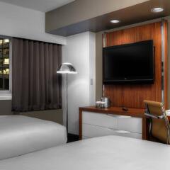 Отель DoubleTree by Hilton Metropolitan - New York City США, Нью-Йорк - 9 отзывов об отеле, цены и фото номеров - забронировать отель DoubleTree by Hilton Metropolitan - New York City онлайн удобства в номере