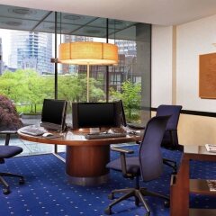 Отель Sheraton Vancouver Wall Centre Канада, Ванкувер - отзывы, цены и фото номеров - забронировать отель Sheraton Vancouver Wall Centre онлайн интерьер отеля