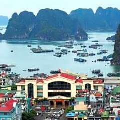 Ha Long DC Hotel пляж