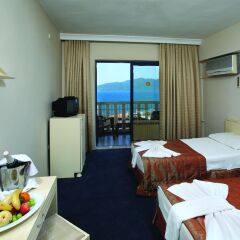 Orka Nergis Beach Hotel в номере фото 2