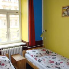 Отель Hostel Advantage Чехия, Прага - отзывы, цены и фото номеров - забронировать отель Hostel Advantage онлайн комната для гостей фото 3
