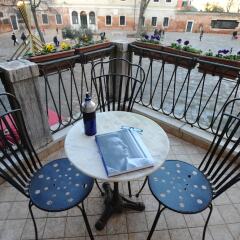 Отель Locanda del Ghetto Италия, Венеция - отзывы, цены и фото номеров - забронировать отель Locanda del Ghetto онлайн балкон