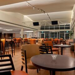 Отель Hilton Garden Inn Rome Airport гостиничный бар