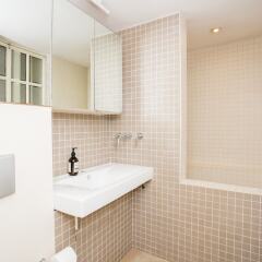 Отель 2 Bed Flat Near Kensington Gardens Великобритания, Лондон - отзывы, цены и фото номеров - забронировать отель 2 Bed Flat Near Kensington Gardens онлайн ванная