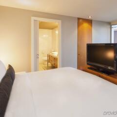 Отель Le Crystal Montreal Канада, Монреаль - отзывы, цены и фото номеров - забронировать отель Le Crystal Montreal онлайн удобства в номере