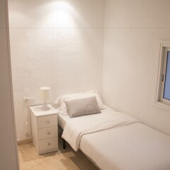 Отель HOMEnFUN Duplex cerca de Sagrada Familia Испания, Барселона - отзывы, цены и фото номеров - забронировать отель HOMEnFUN Duplex cerca de Sagrada Familia онлайн комната для гостей фото 3