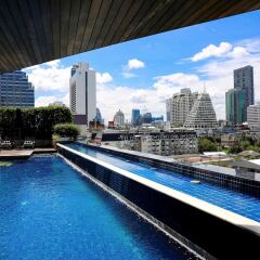 Pullman Bangkok Hotel G бассейн фото 3