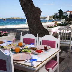Lola 38 Hotel Турция, Фоча - отзывы, цены и фото номеров - забронировать отель Lola 38 Hotel онлайн питание