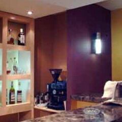 Отель Exe Hotel El Coloso Испания, Мадрид - 2 отзыва об отеле, цены и фото номеров - забронировать отель Exe Hotel El Coloso онлайн гостиничный бар