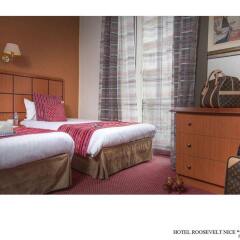 Отель Best Western Roosevelt Ницца сейф в номере