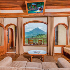 Отель The Springs Resort and Spa at Arenal комната для гостей