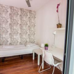 Отель Lisbon Destination Hostel Португалия, Лиссабон - отзывы, цены и фото номеров - забронировать отель Lisbon Destination Hostel онлайн балкон