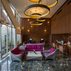 Отель Beyond Resort Karon интерьер отеля