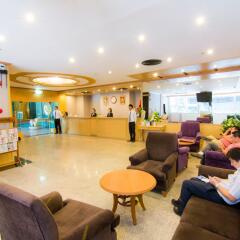 KU Home Hotel интерьер отеля