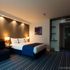 Отель Holiday Inn Express London Stratford комната для гостей фото 2
