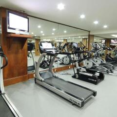 Отель Golden Parnassus Resort & Spa - Все включено фитнесс-зал