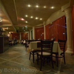Отель Family Hotel Yola Болгария, Чепеларе - отзывы, цены и фото номеров - забронировать отель Family Hotel Yola онлайн питание фото 2
