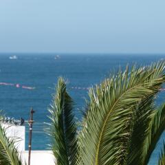 Отель Hostal Santa Catalina пляж