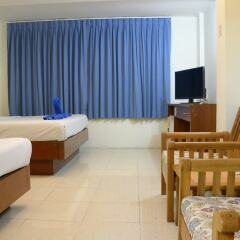Отель Bangkok Condotel комната для гостей фото 4