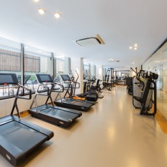 Отель SILA Urban Living фитнесс-зал