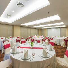 Отель Ramada by Wyndham Phuket Deevana Patong