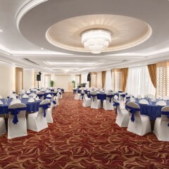 Отель Howard Johnson Bur Dubai ОАЭ, Дубай - 1 отзыв об отеле, цены и фото номеров - забронировать отель Howard Johnson Bur Dubai онлайн помещение для мероприятий фото 2