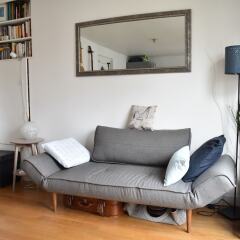 Отель Cosy 1 Bedroom Flat in Paris With Terrace Париж комната для гостей фото 2