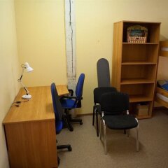Party Train Hostel удобства в номере фото 2