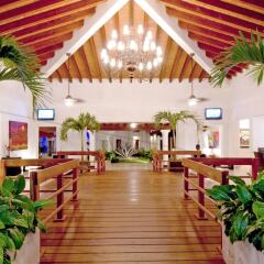 Отель Raintrees Villa Vera Puerto Vallarta интерьер отеля фото 2
